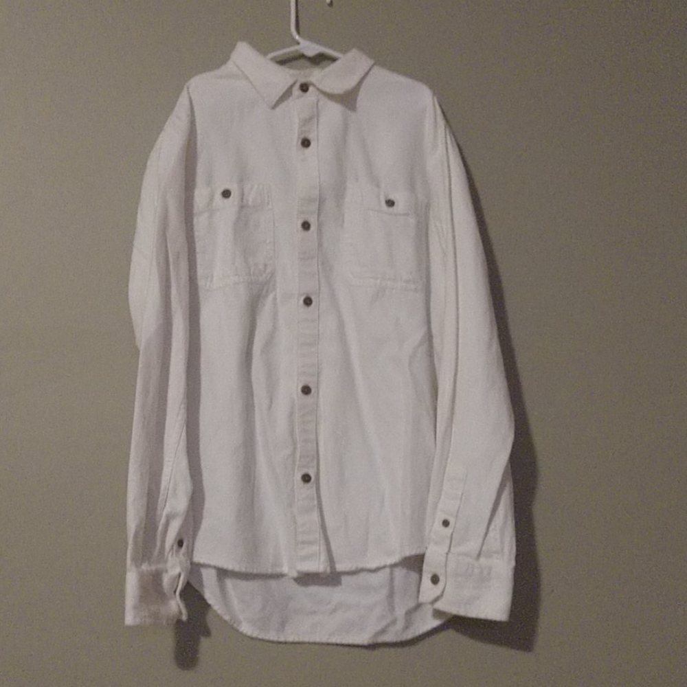 Long sleeve button up shirt